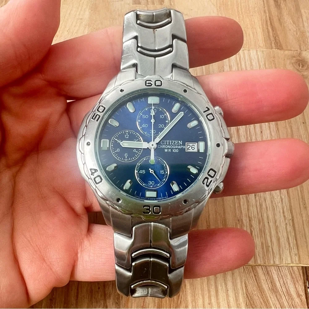 Citizen chronograph blue dial stainless steel watch NEW BATTERY